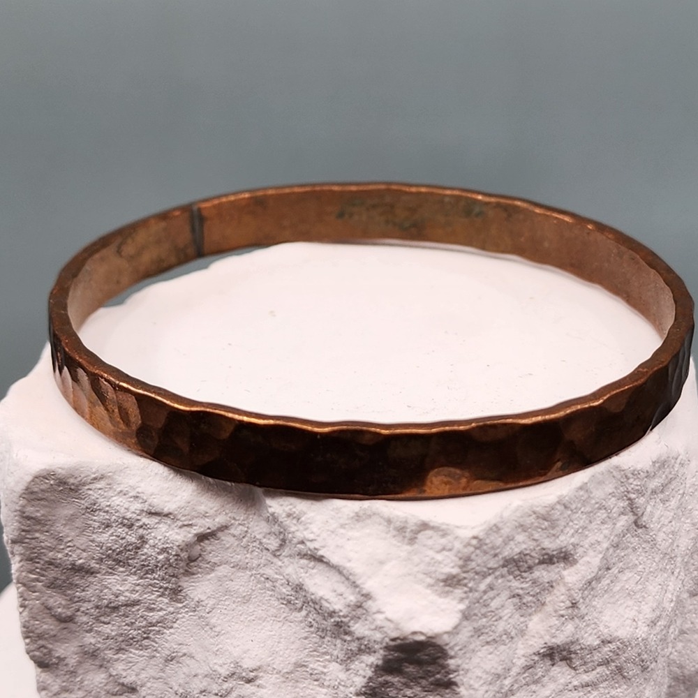Hammered Copper Tone Bangle Bracelet Rustic Minimalist Stacking Textured Metal